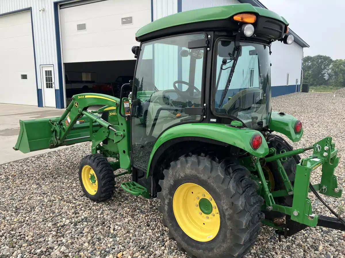 Gallery image 2 for Used 2022 John Deere 3046R Tractor