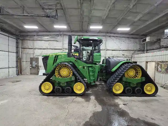 Gallery image 2 for Used 2024 John Deere 9RX 540 Tractor