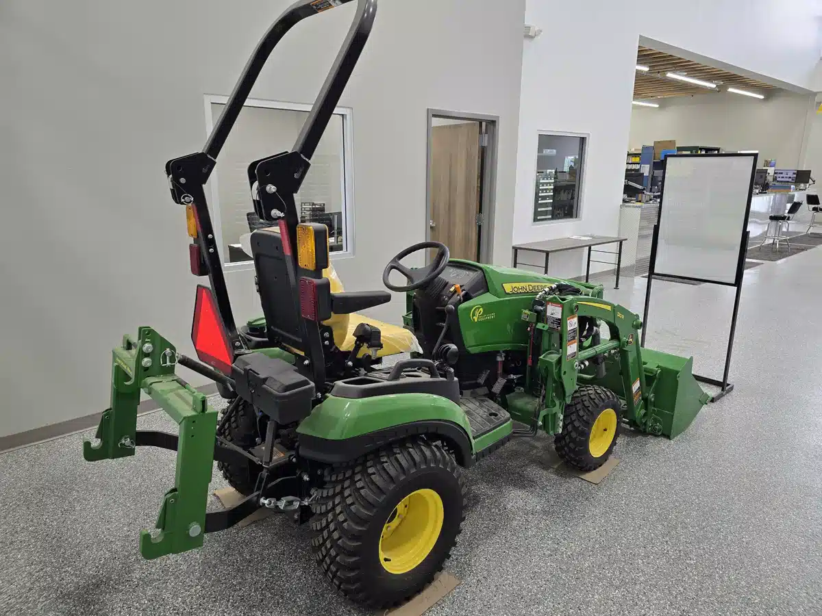 Gallery image 2 for Used 2024 John Deere 1025R Tractor