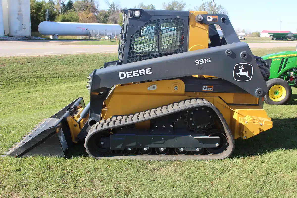 Gallery image 2 for Used 2023 John Deere 331G Track Loader