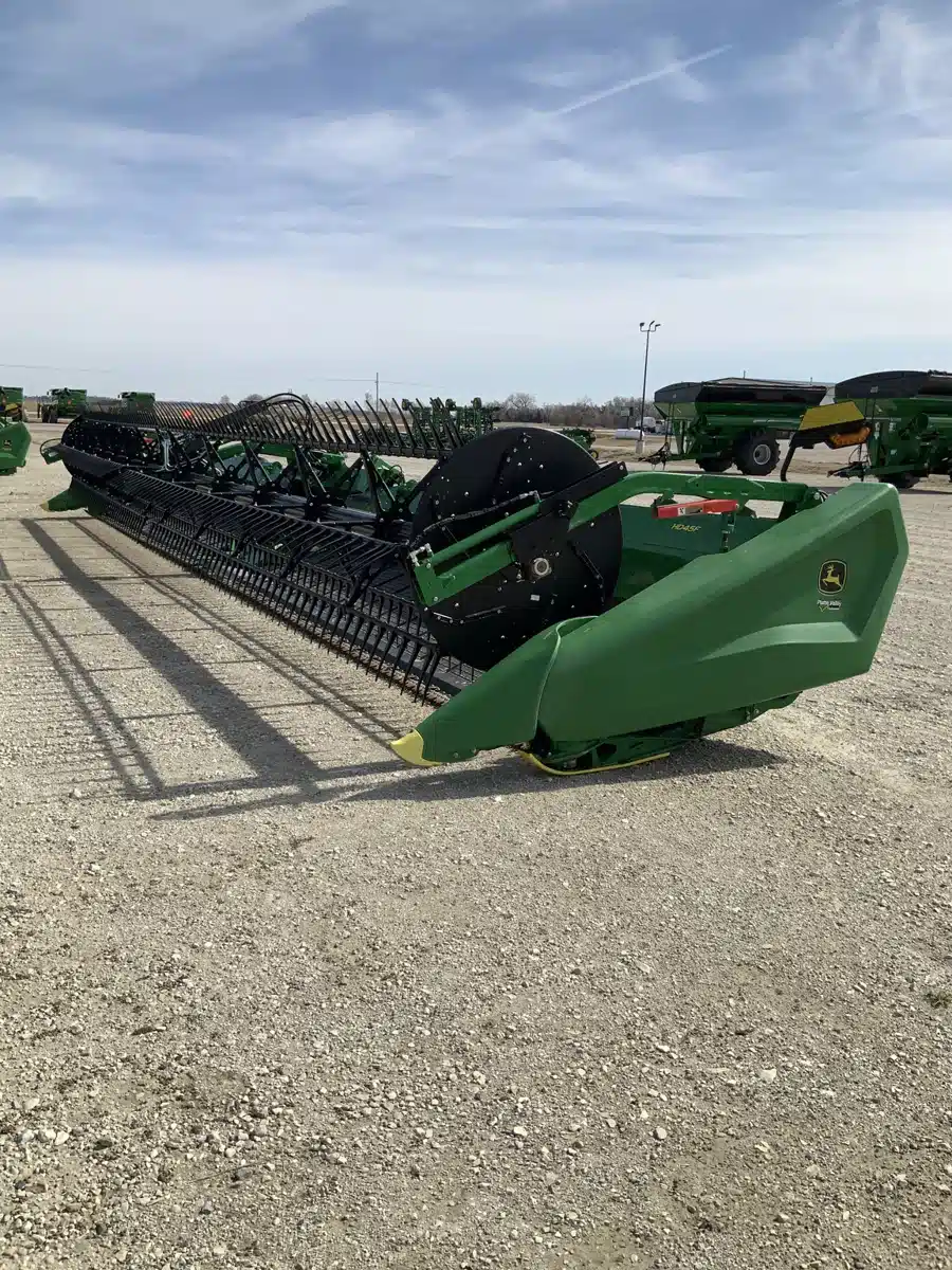 Gallery image 1 for Used 2024 John Deere HD45F Header - Flex Draper