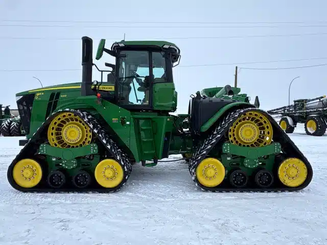 Gallery image 2 for 2024 John Deere 9RX 640 Tractor