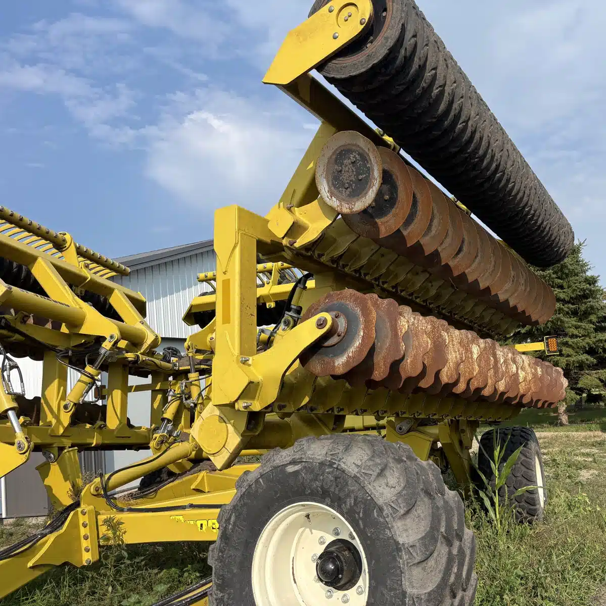 Gallery image 2 for Used 2018 Degelman PT40 Vertical Tillage