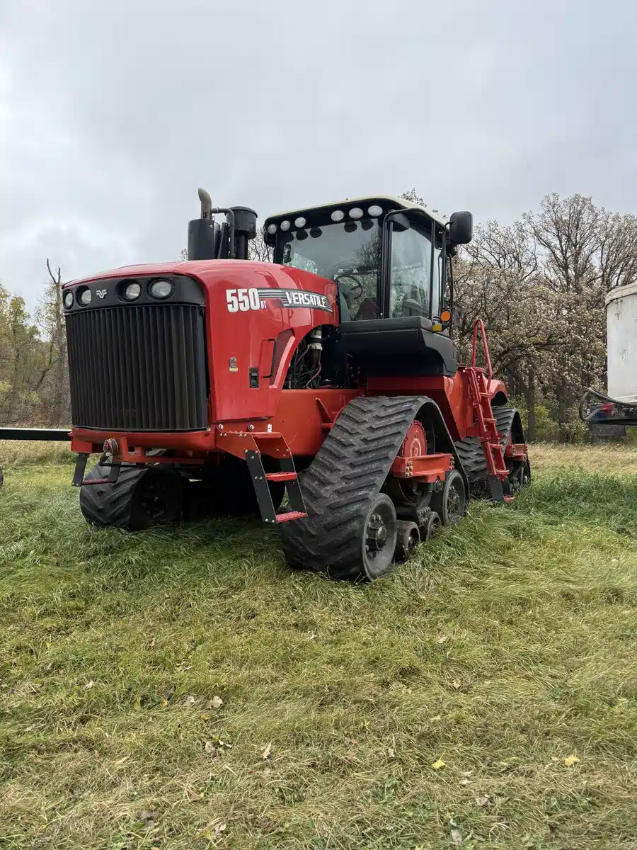 Used 2014 Versatile 550DT Tractor