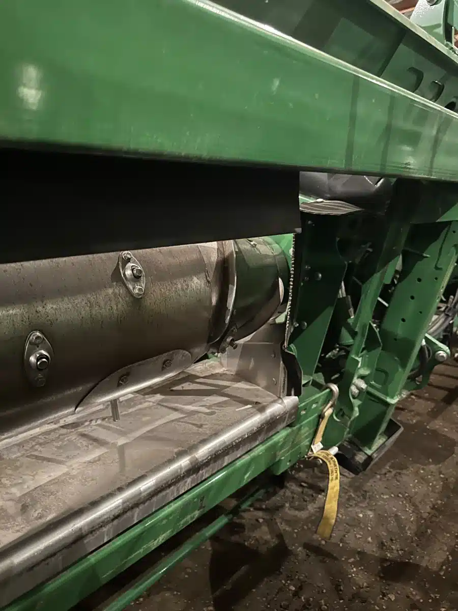 Gallery image 2 for Used 2024 John Deere HD50F Header - Flex