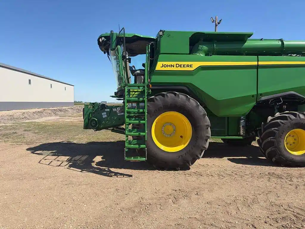 Photo de la Galerie 2 pour 2025 John Deere S7 900 Batteuse