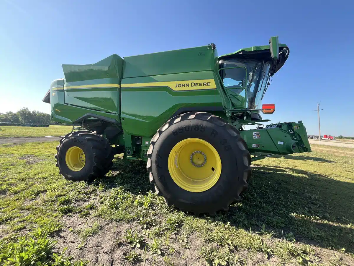 Photo de la Galerie 2 pour 2025 John Deere S7 800 Batteuse