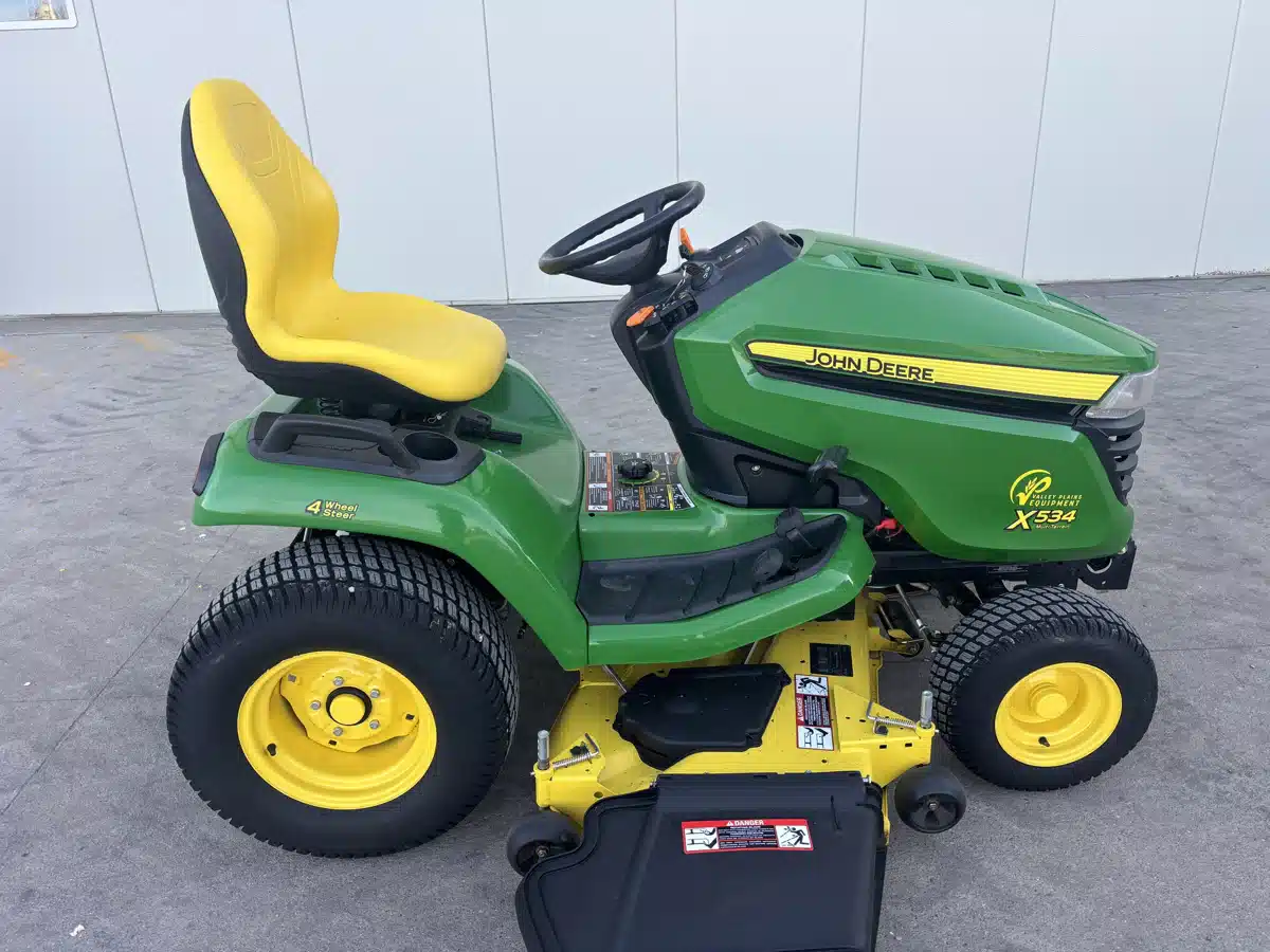 Used 2013 John Deere X534 Lawn Tractor