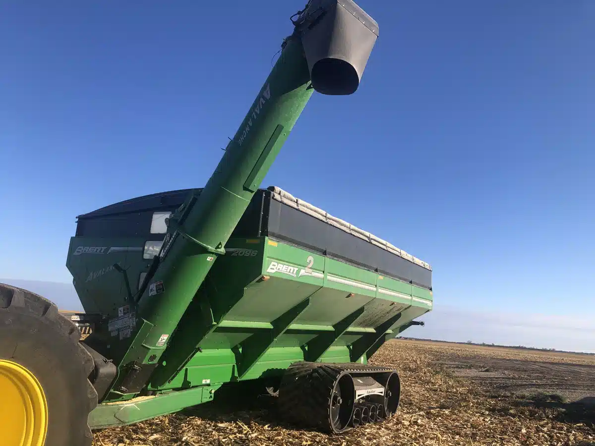 Gallery image 1 for 2022 Brent 2096 Grain Cart