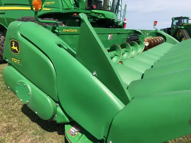 Gallery image 2 for 2020 John Deere 712C Header - Row Crop