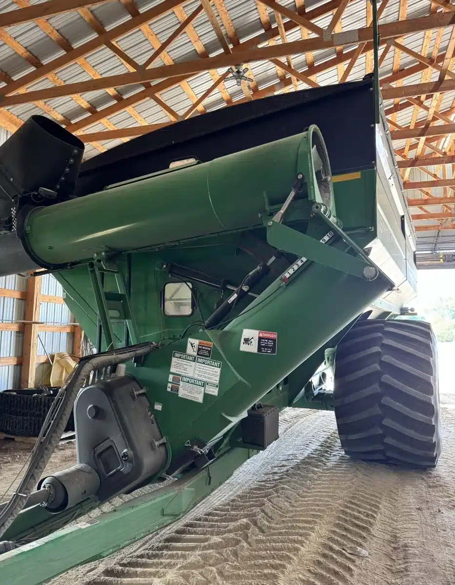 Used 2018 Brent 1396 Grain Cart