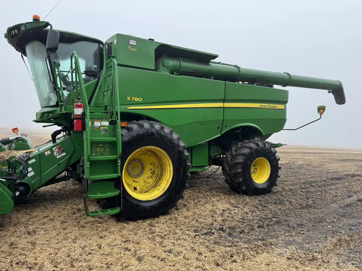 Gallery image 2 for Used 2020 John Deere S780 Combine
