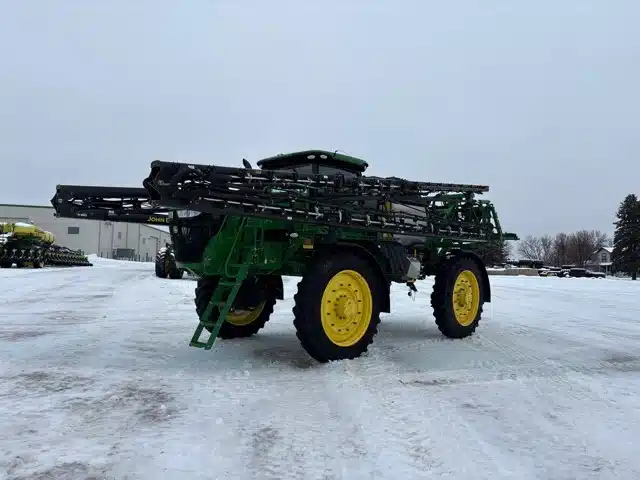 Used 2019 John Deere R4045 Sprayer - Self Propelled