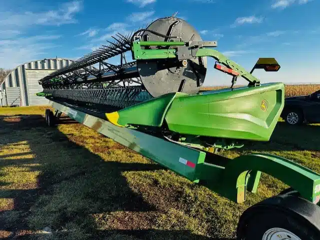 Gallery image 2 for Used 2024 John Deere HD50F Header - Flex