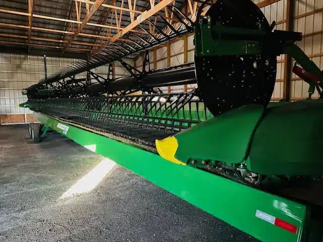 Gallery image 2 for Used 2024 John Deere HD50F Header - Flex