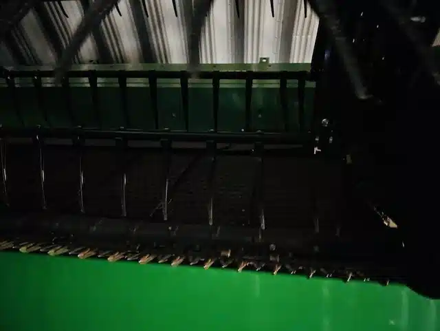 Gallery image 2 for Used 2024 John Deere HD50F Header - Flex