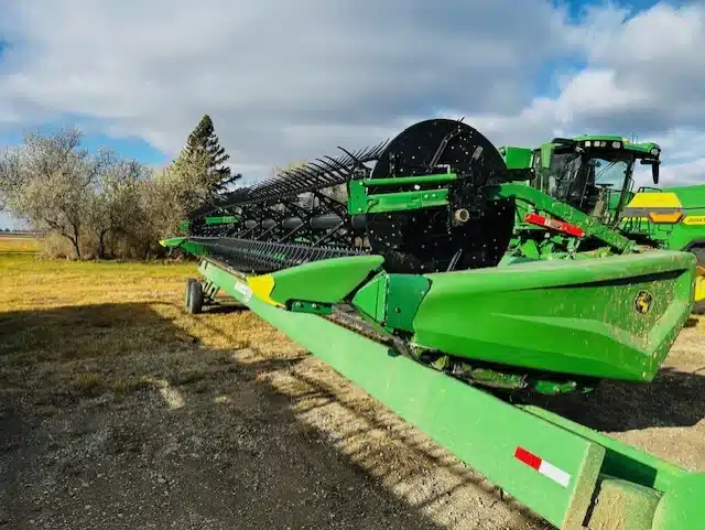 Gallery image 2 for Used 2024 John Deere HD45F Header - Flex Draper