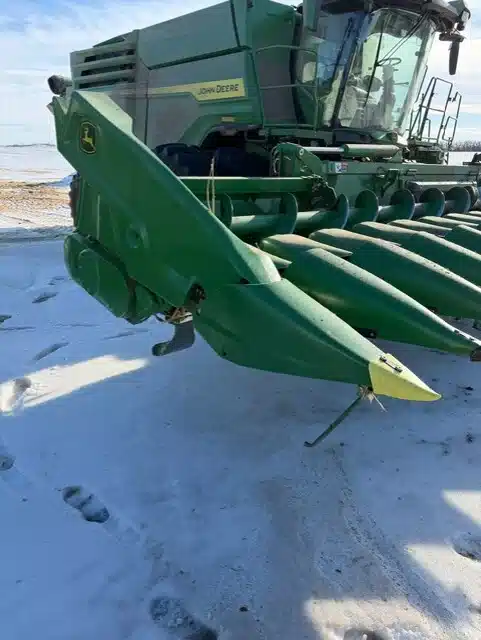 Gallery image 2 for Used 2024 John Deere C18F Header - Row Crop