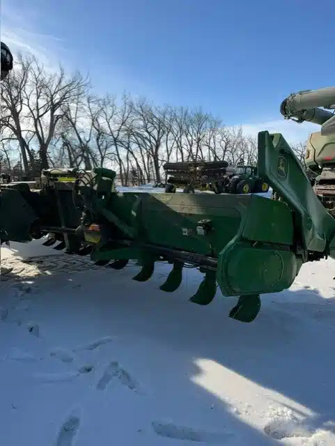 Used 2024 John Deere C18F Header - Row Crop