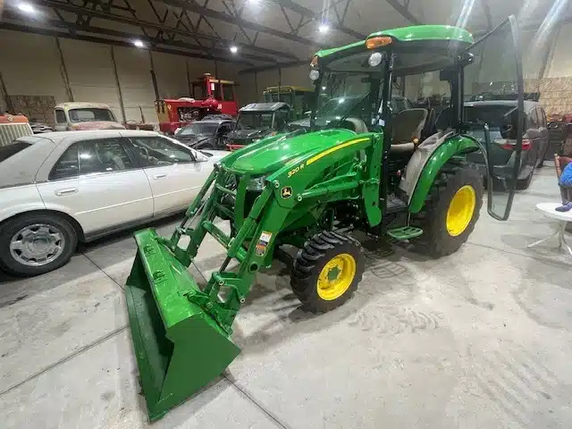 Used 2022 John Deere 3039R Tractor