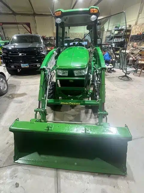 Gallery image 2 for Used 2022 John Deere 3039R Tractor
