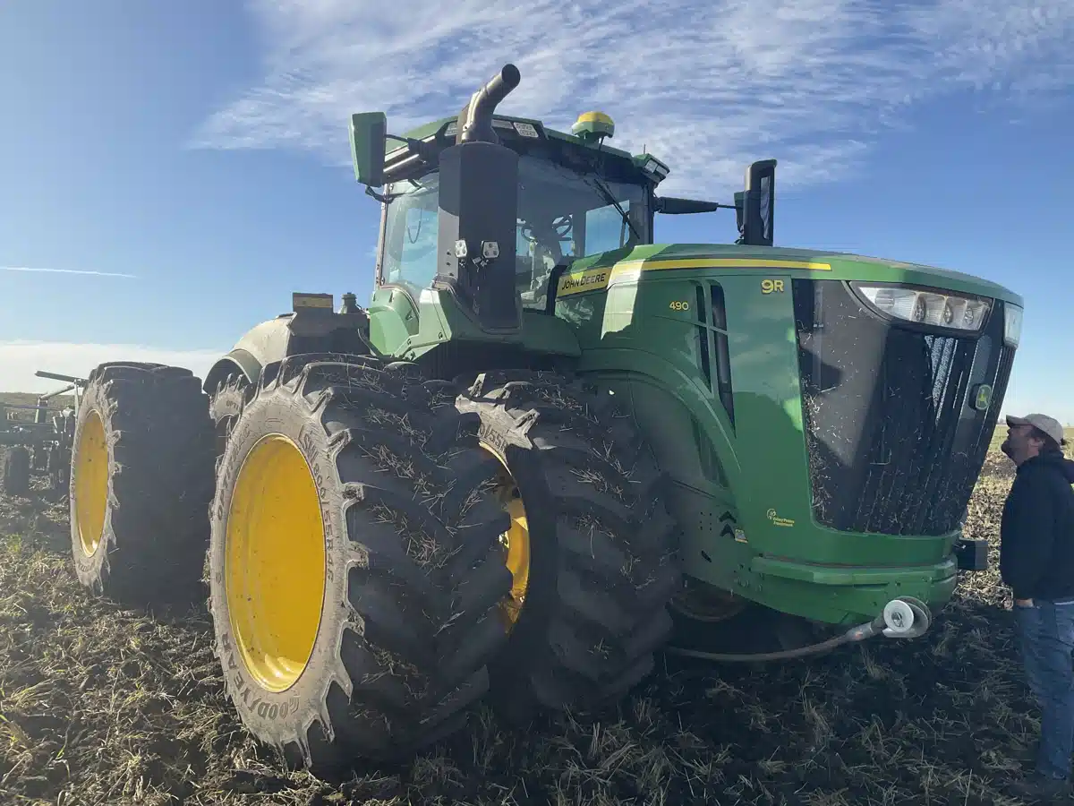 Gallery image 1 for 2023 John Deere 9R 490 Tractor