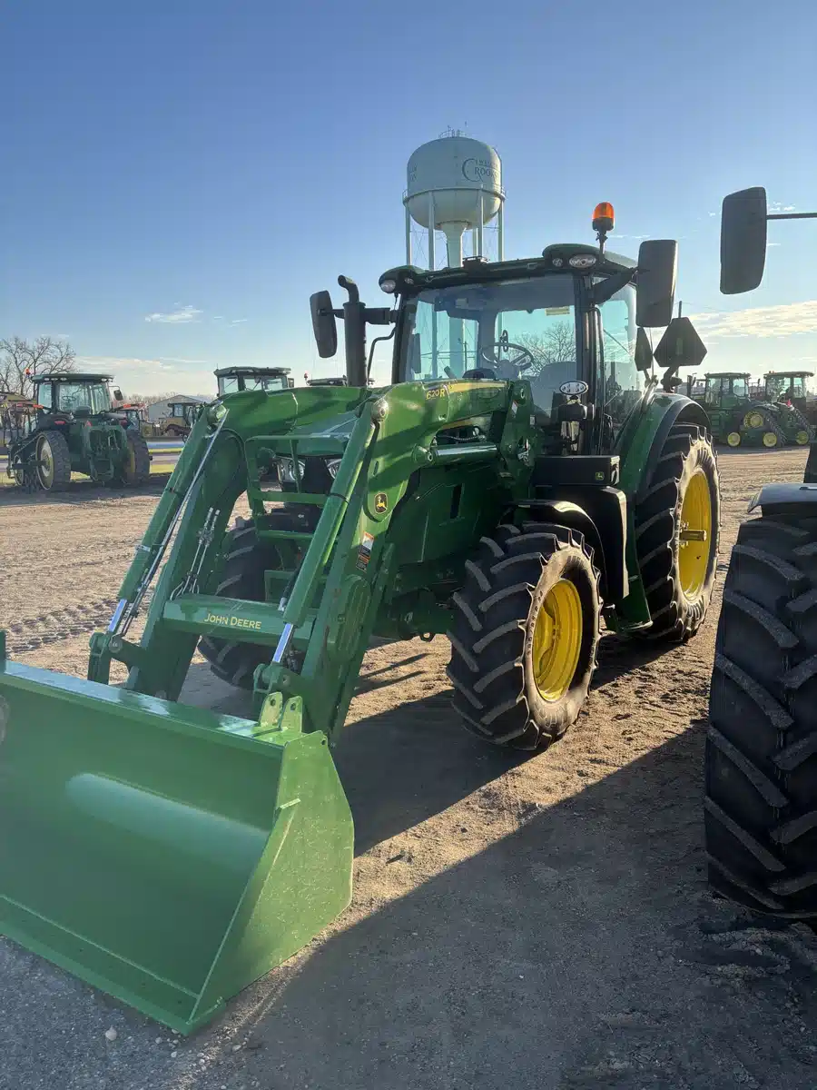 Gallery image 2 for 2023 John Deere 6R 120 Tractor
