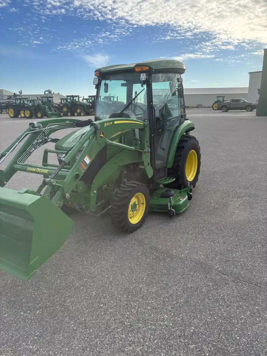 Gallery image 2 for 2024 John Deere 3039R Tractor