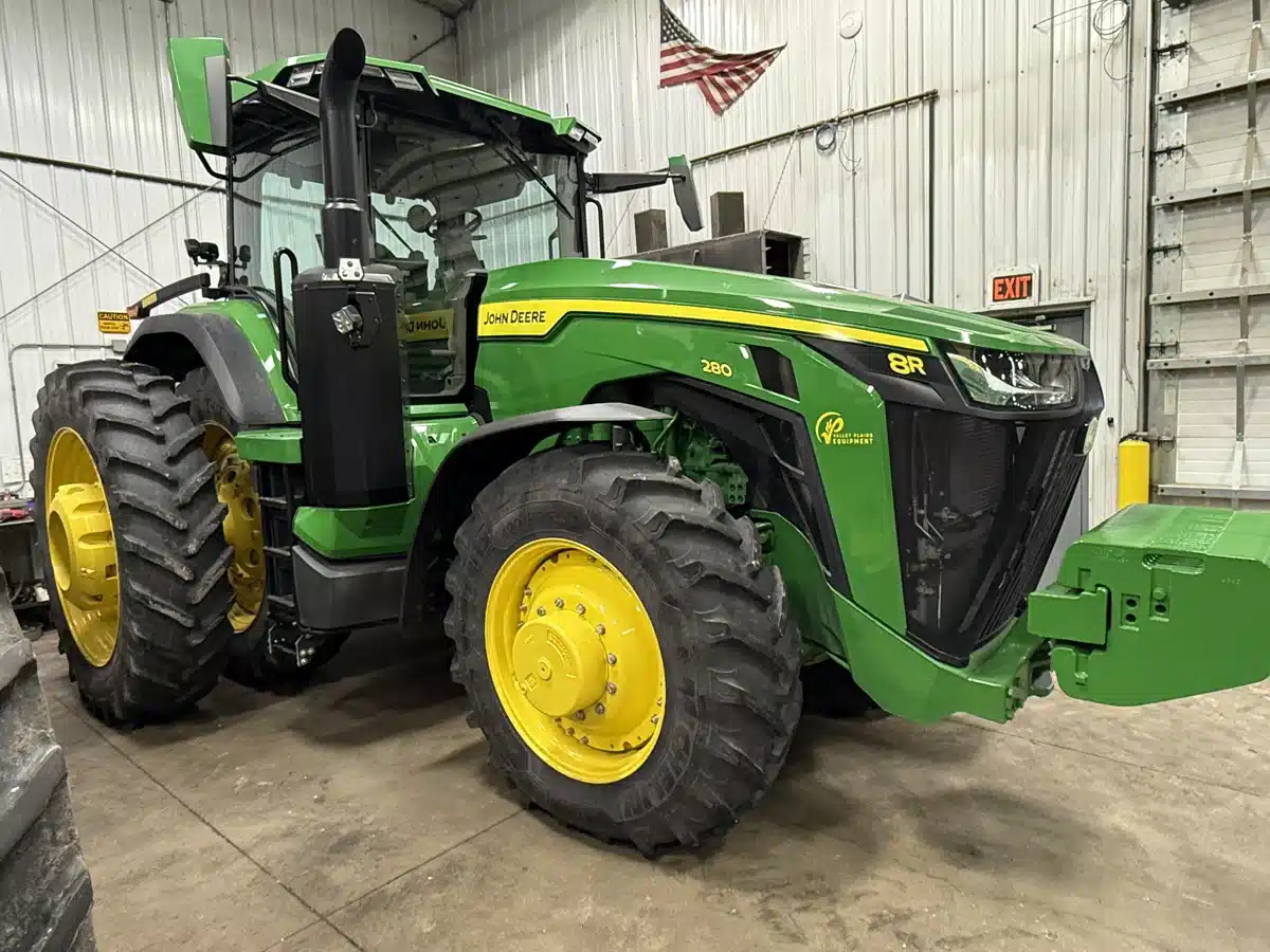 Gallery image 2 for 2024 John Deere 8R 280 Tractor