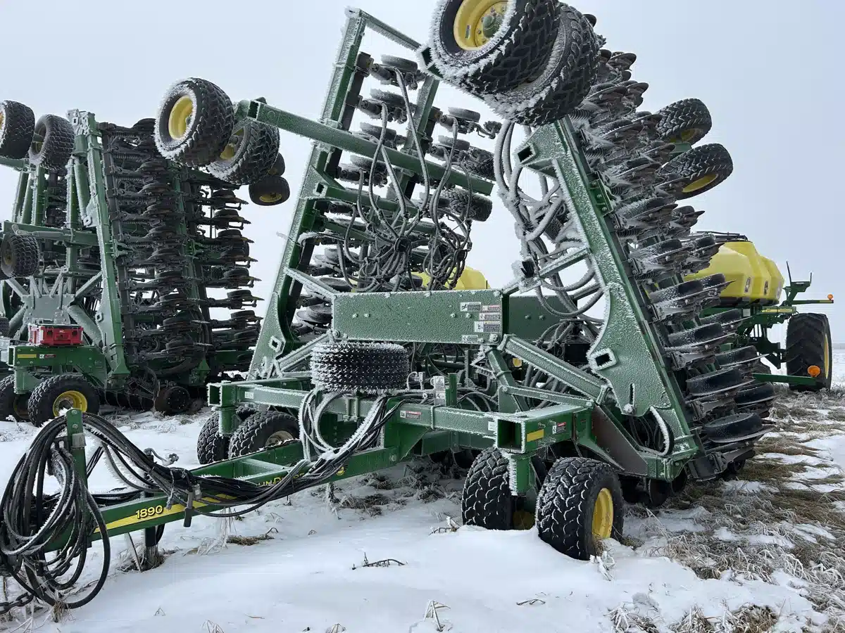 Gallery image 2 for 2009 John Deere 1890 Air Drill