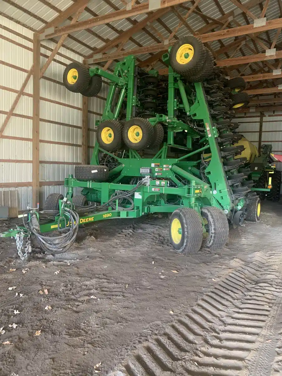Gallery image 1 for 2021 John Deere 1890 Air Drill
