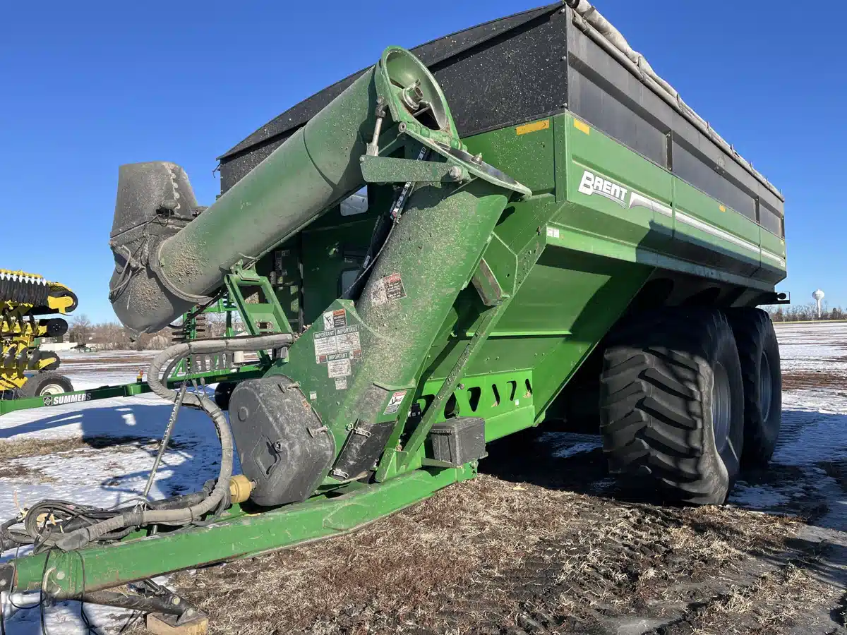 2019 Brent 1596 Grain Cart