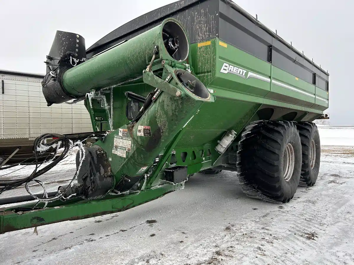 2019 Brent 1596 Grain Cart