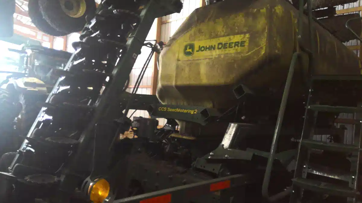 Gallery image 2 for 2024 John Deere N542C Air Drill