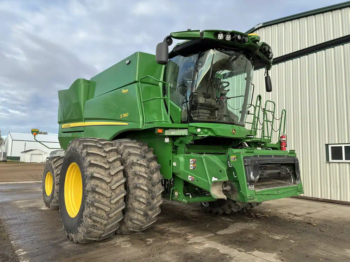 2024 John Deere S780 Combine
