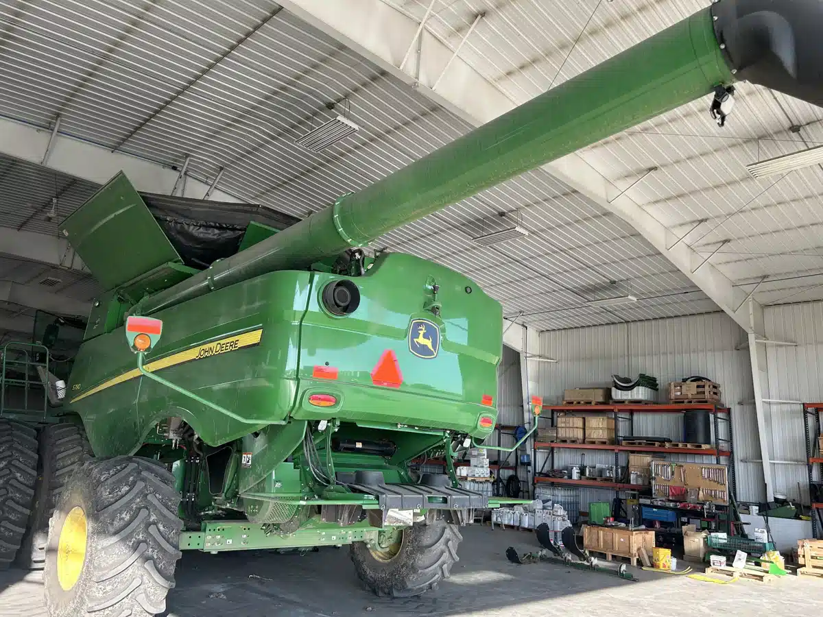 Gallery image 2 for 2022 John Deere S790 Combine