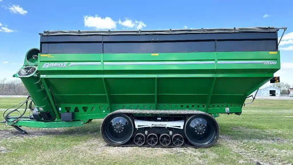 Gallery image 2 for 2019 Brent 1596 Grain Cart