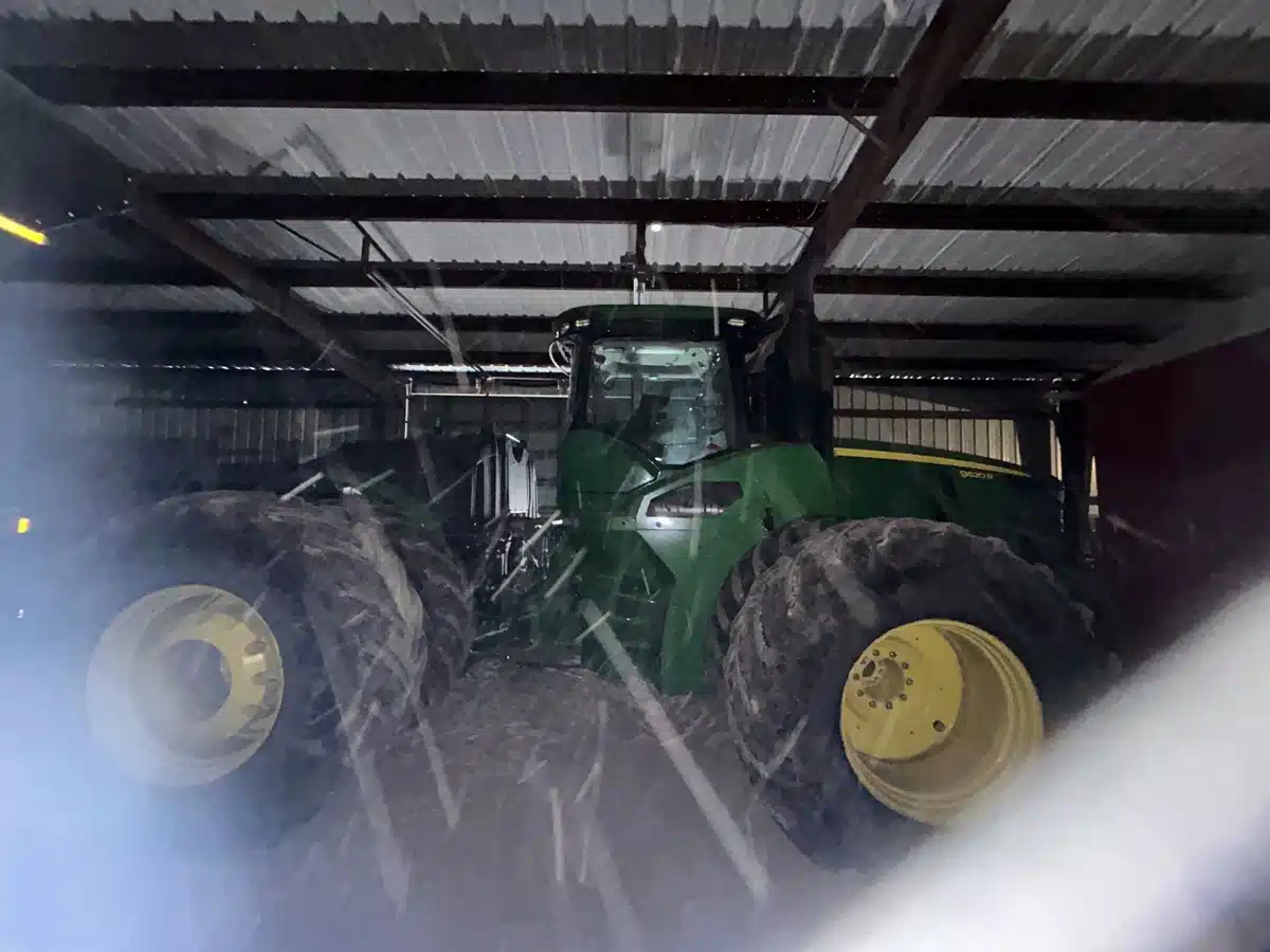 Gallery image 2 for 2018 John Deere 9620R Tractor