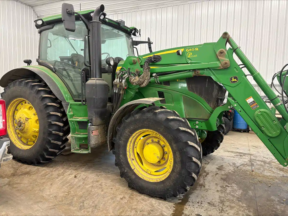 Photo de la Galerie 2 pour 2024 John Deere 6R 145 Tracteur