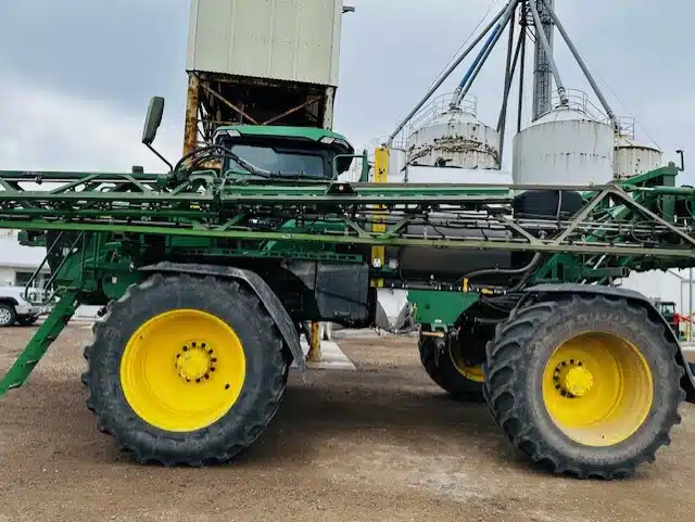 Gallery image 2 for 2022 John Deere 616R Sprayer - Self Propelled