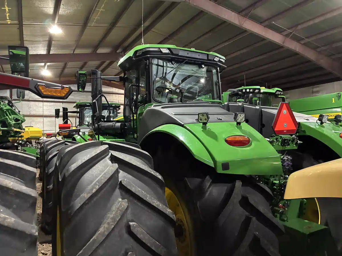 Photo de la Galerie 2 pour 2025 John Deere 9R 540 Tracteur