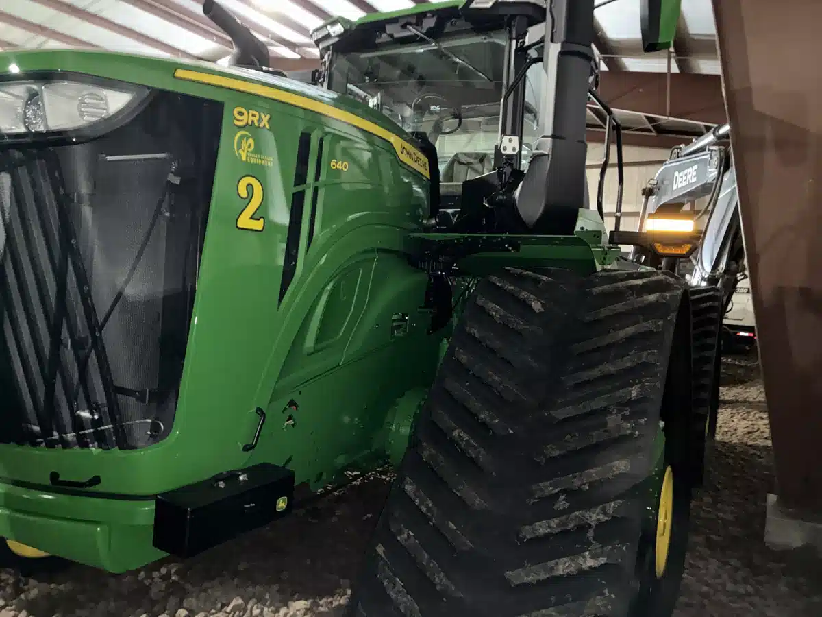 Gallery image 2 for 2025 John Deere 9RX 640 Tractor