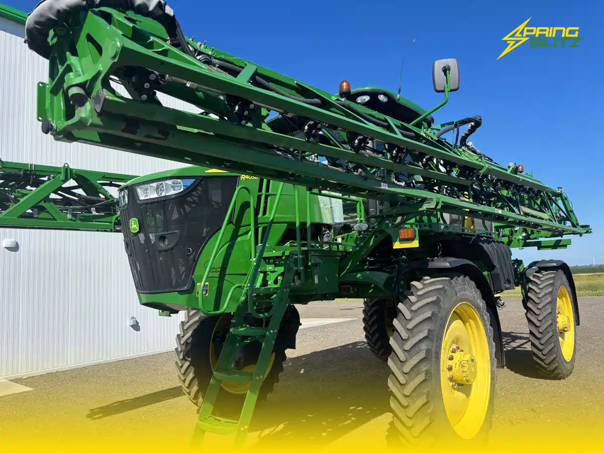 Gallery image 1 for 2019 John Deere R4038 Sprayer - Self Propelled