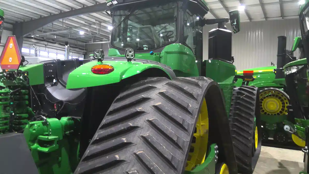 Gallery image 2 for 2025 John Deere 9RX 640 Tractor