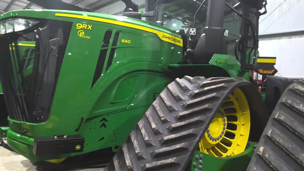 Gallery image 1 for 2025 John Deere 9RX 640 Tractor