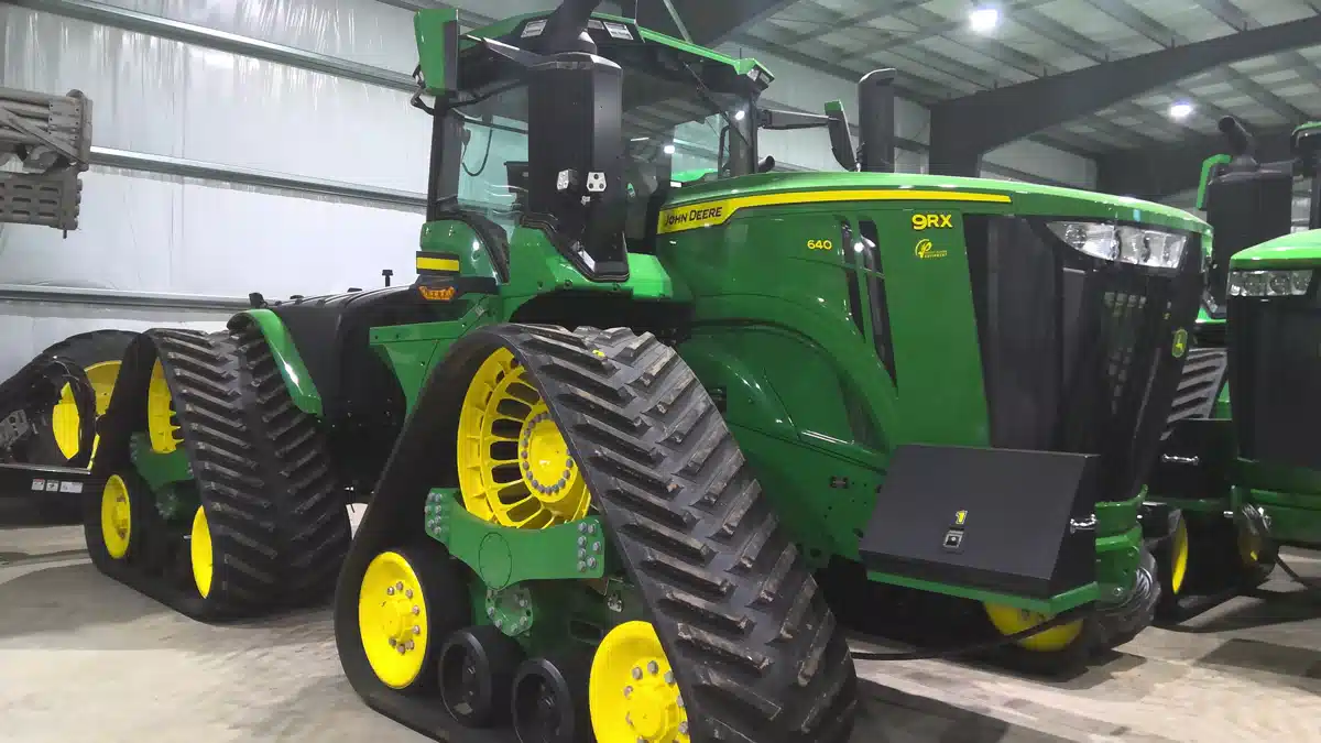Gallery image 1 for 2025 John Deere 9RX 640 Tractor