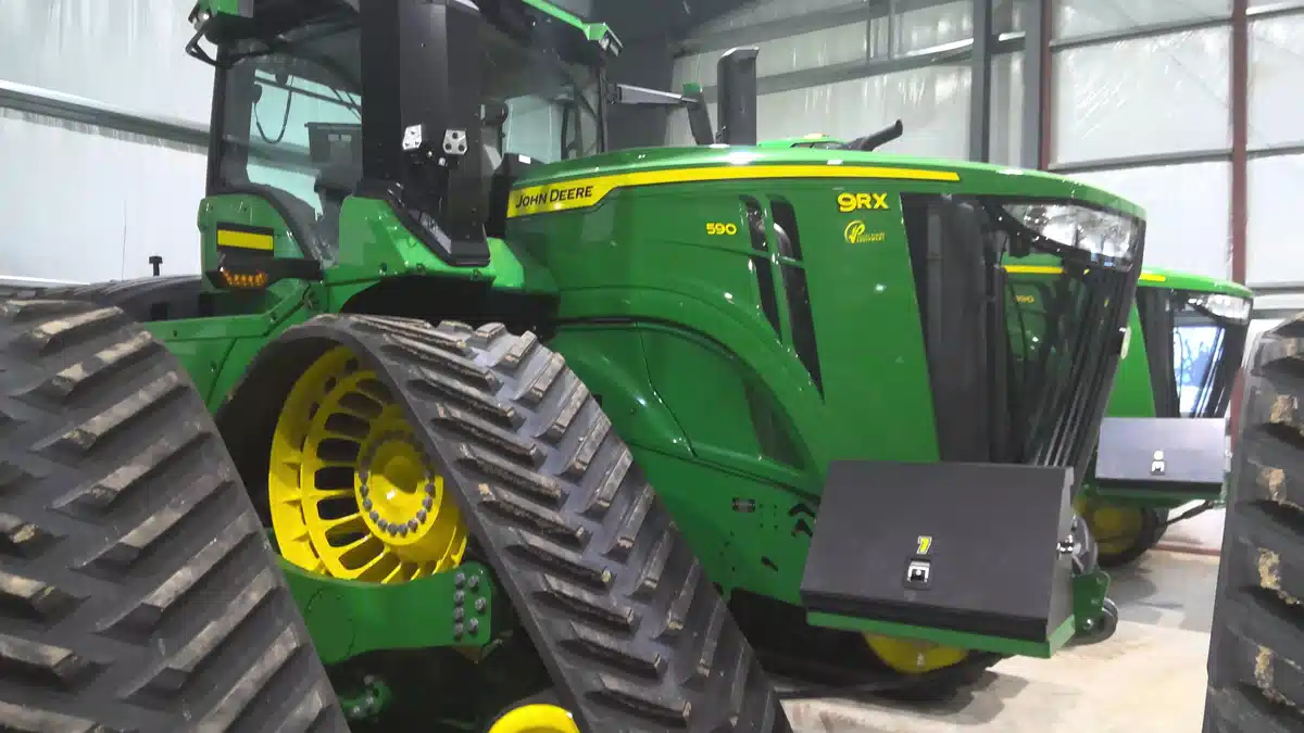 Photo de la Galerie 1 pour 2025 John Deere 9RX 590 Tracteur