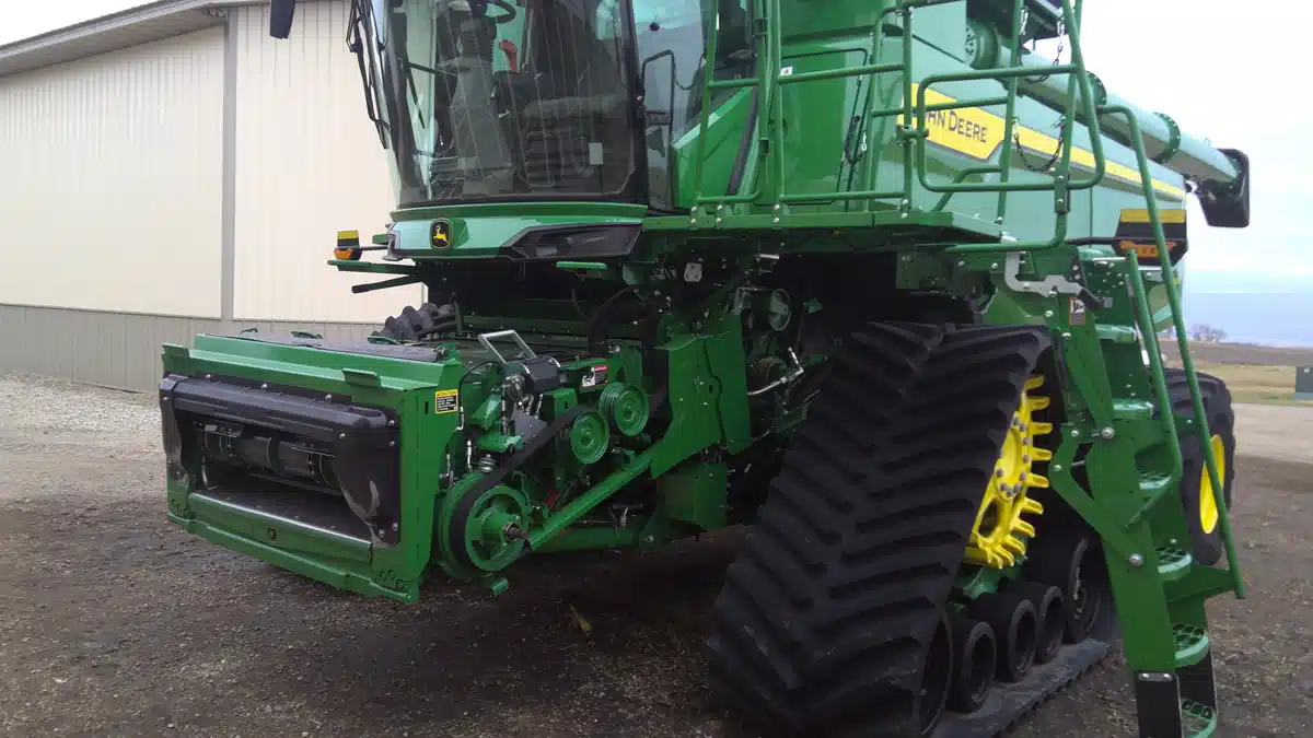 Photo de la Galerie 1 pour 2025 John Deere S7 900 Batteuse