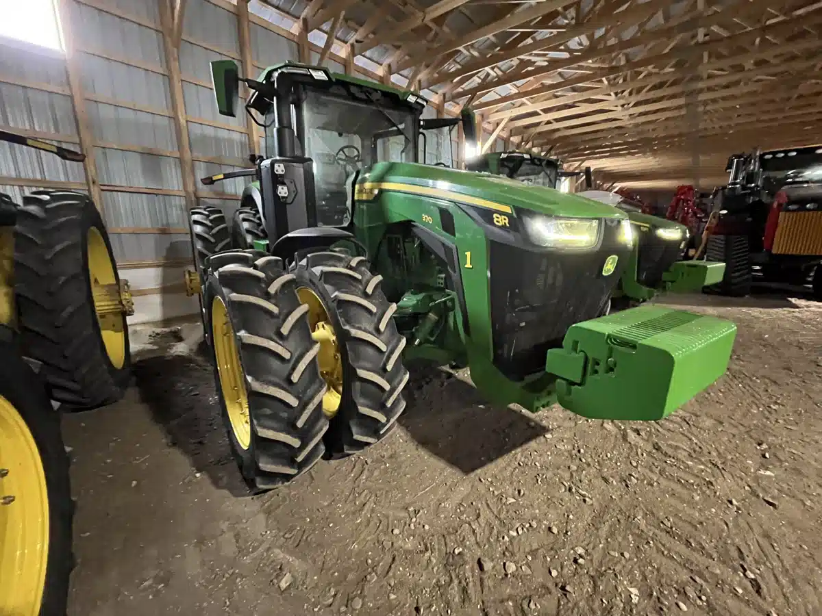 Photo de la Galerie 1 pour 2025 John Deere 8R 370 Tracteur