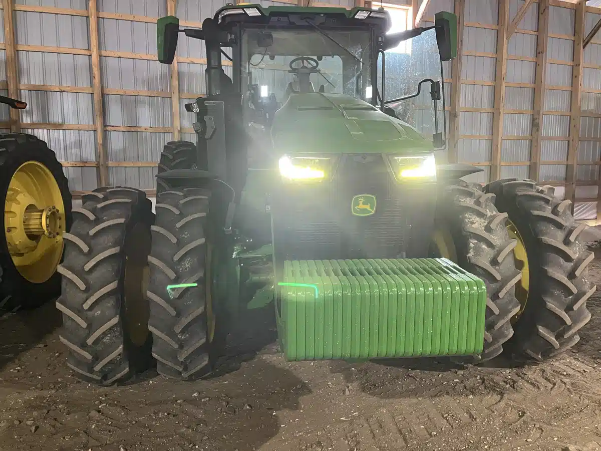 Gallery image 2 for 2025 John Deere 8R 370 Tractor